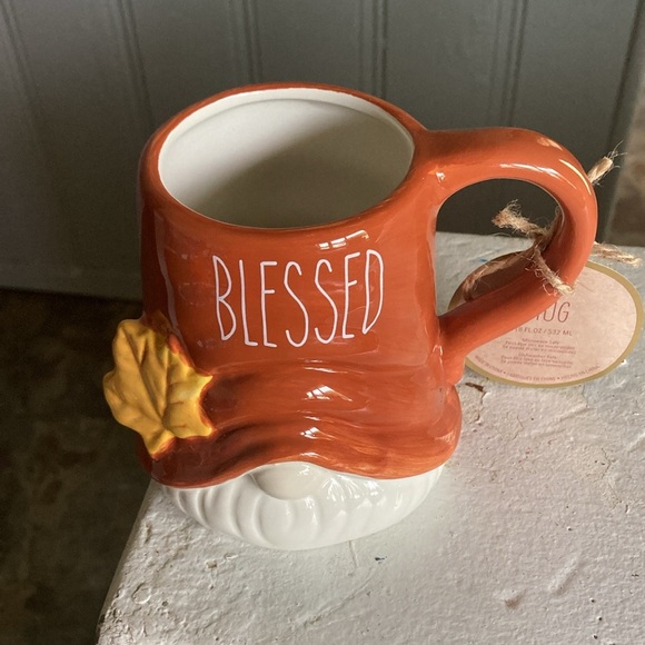 BNWT- 18floz- Fall- Harvest- BELIEVE- Figural Gnome- Hand Painted Ceramic Mug 🍁 - Picture 4 of 17